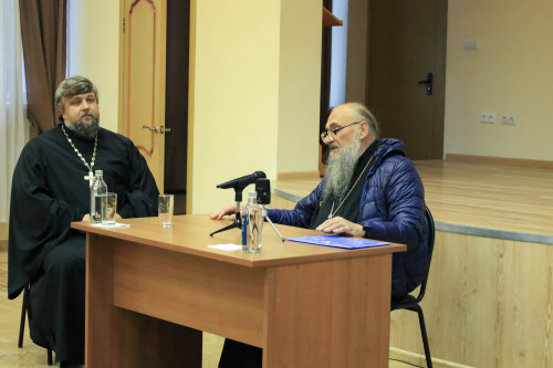 Встреча семинаристов Воронежской духовной семинарии с протоиереем Геннадием Заридзе