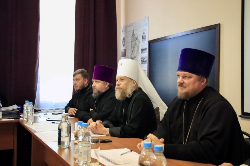 В Воронежской семинарии состоялось итоговое собеседование с поступающими