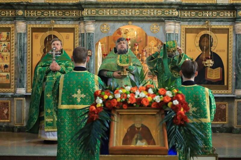 Богослужение в день памяти преставления прп. Сергия, игумена Радонежского, чудотворца