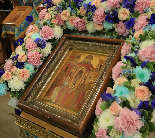 Богослужение в праздник Покрова Пресвятой Богородицы