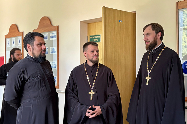 В Воронежской духовной семинарии прошли вступительные испытания в магистратуру