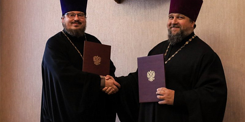 Воронежская и Калужская духовные семинарии заключили соглашение о сотрудничестве