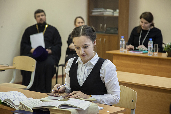 Воронежскую духовную семинарию посетили представители Учебного комитета Русской Православной Церкви 