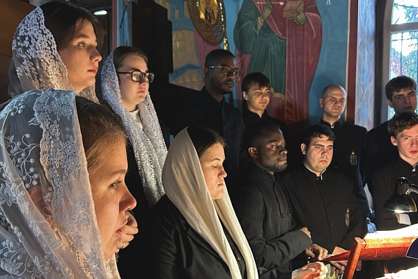 Богослужение в день памяти преставления апостола и евангелиста Иоанна Богослова