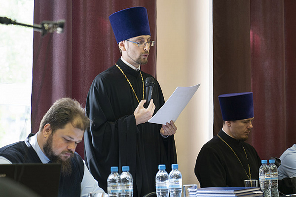 В Воронежской духовной семинарии прошла защита выпускных квалификационных работ студентов пастырского факультета