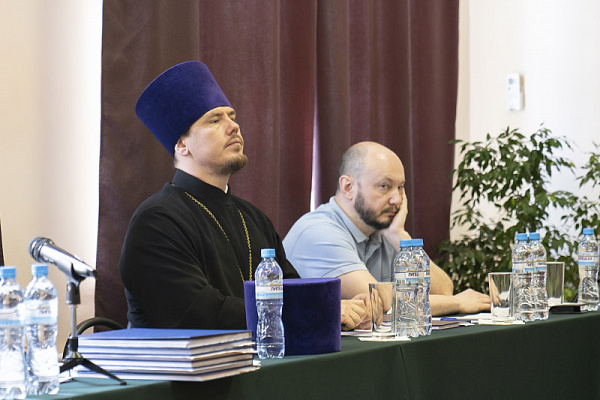 В Воронежской духовной семинарии прошла защита выпускных квалификационных работ студентов пастырского факультета