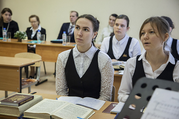Воронежскую духовную семинарию посетили представители Учебного комитета Русской Православной Церкви 