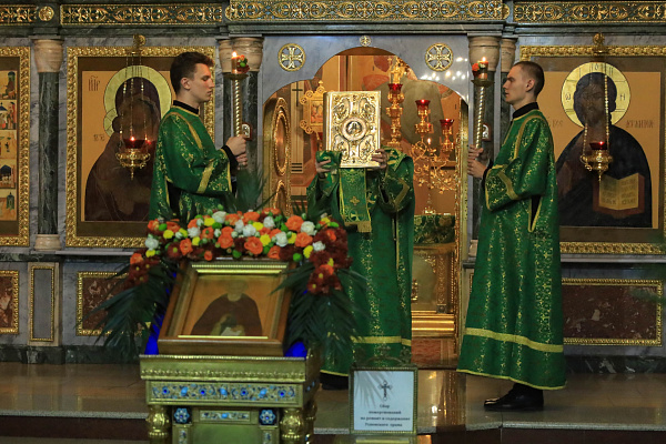 Богослужение в день памяти преставления прп. Сергия, игумена Радонежского, чудотворца