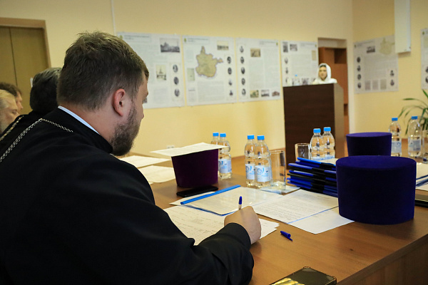 В Воронежской семинарии состоялось итоговое собеседование с поступающими