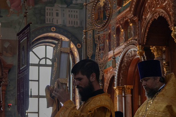 26 июля 2026 года в Благовещенском кафедральном соборе была совершена Божественная литургия.