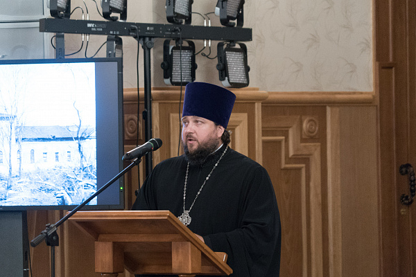 Митрополит Воронежский и Лискинский Сергий возглавил торжественный акт по случаю 275-летия Воронежской духовной семинарии
