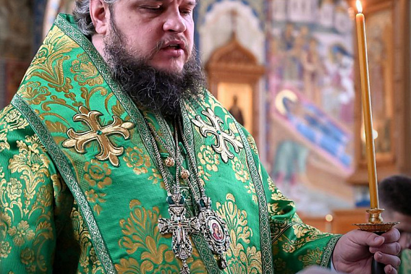 Божественная литургия в день памяти преподобноисповедника Сергия (Сребрянского) состоялась в Благовещенском кафедральном соборе