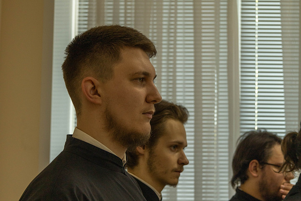 В Воронежской духовной семинарии состоялся итоговый междисциплинарный экзамен для выпускников пастырского факультета