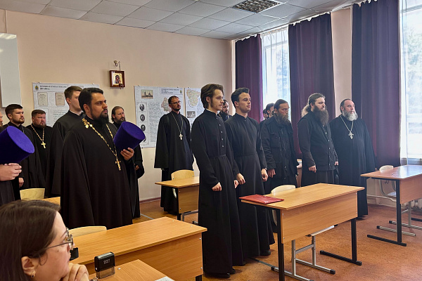 В Воронежской духовной семинарии прошли вступительные испытания в магистратуру