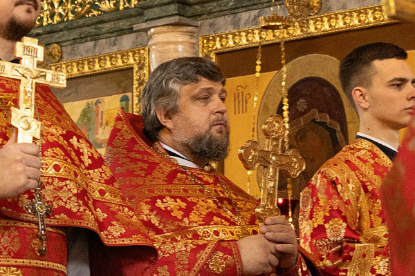Правящий Архиерей возглавил пасхальное богослужение в Успенском семинарском храме